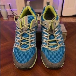 Eddie Bauer sneakers